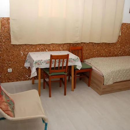 Quiet Separate In On Outskirts Near Forest Apartment Warsaw